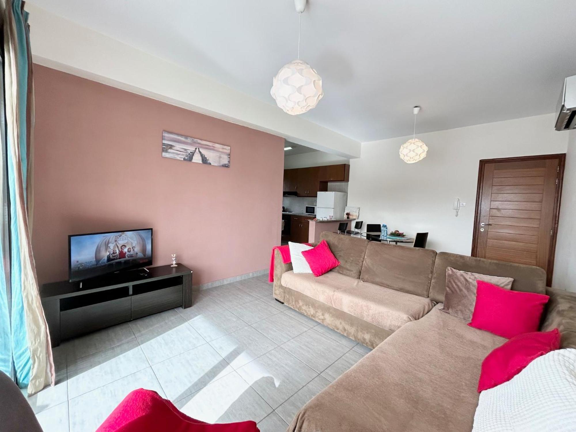 Sun Julz Apartments On The Beach Πάφος Εξωτερικό φωτογραφία