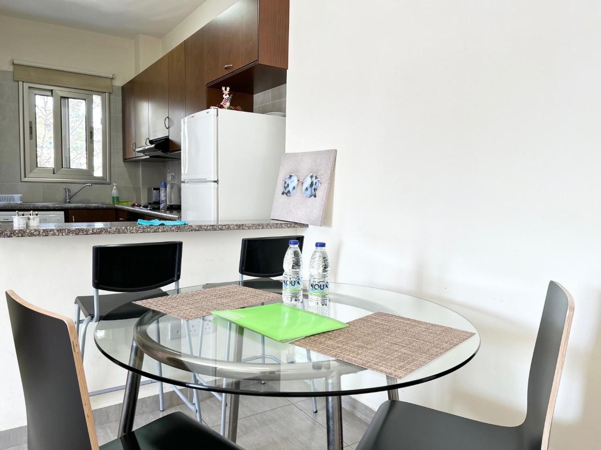 Sun Julz Apartments On The Beach Πάφος Εξωτερικό φωτογραφία