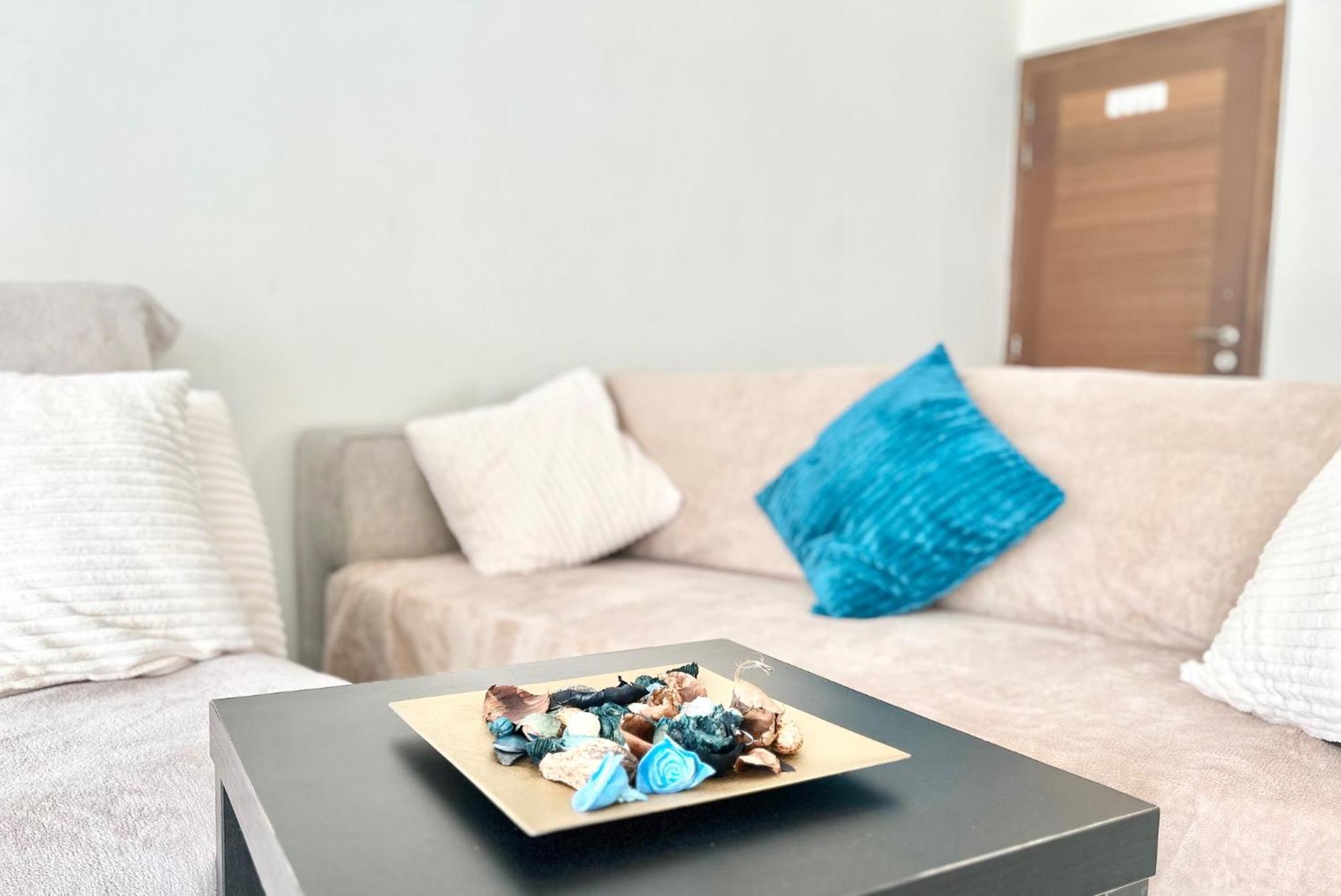 Sun Julz Apartments On The Beach Πάφος Εξωτερικό φωτογραφία