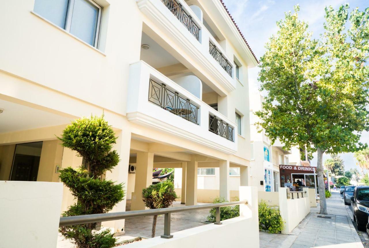 Sun Julz Apartments On The Beach Πάφος Εξωτερικό φωτογραφία